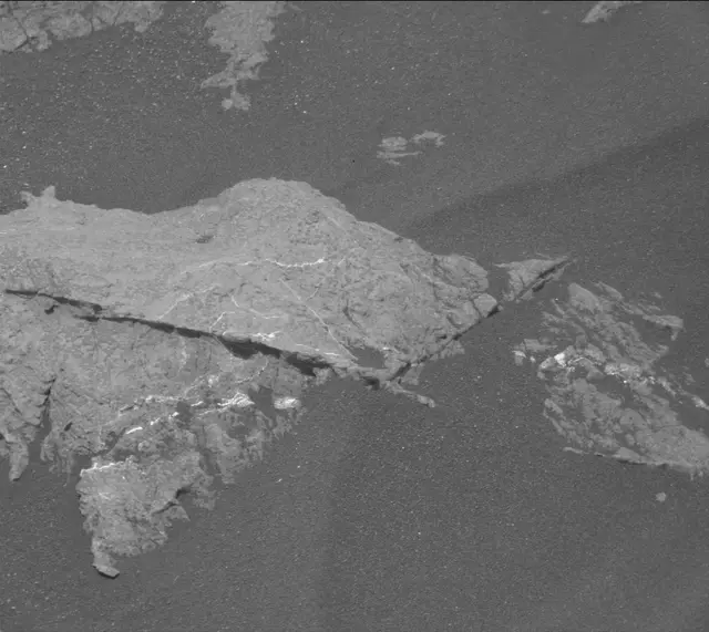 Sol 2979: Mast Camera (Mastcam)