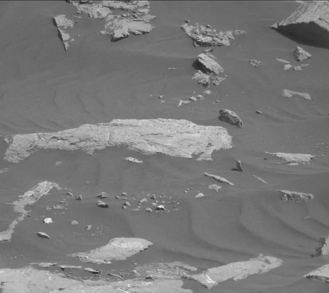 Sol 2980: Mast Camera (Mastcam)