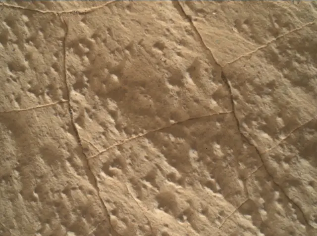 Sol 2989: Mars Hand Lens Imager (MAHLI)
