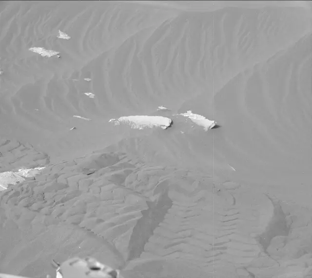 Sol 2991: Mast Camera (Mastcam)
