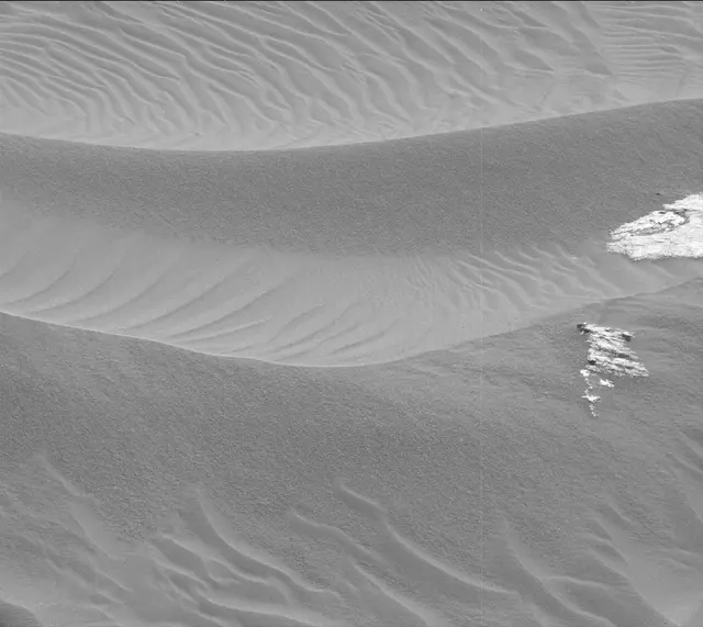 Sol 2991: Mast Camera (Mastcam)