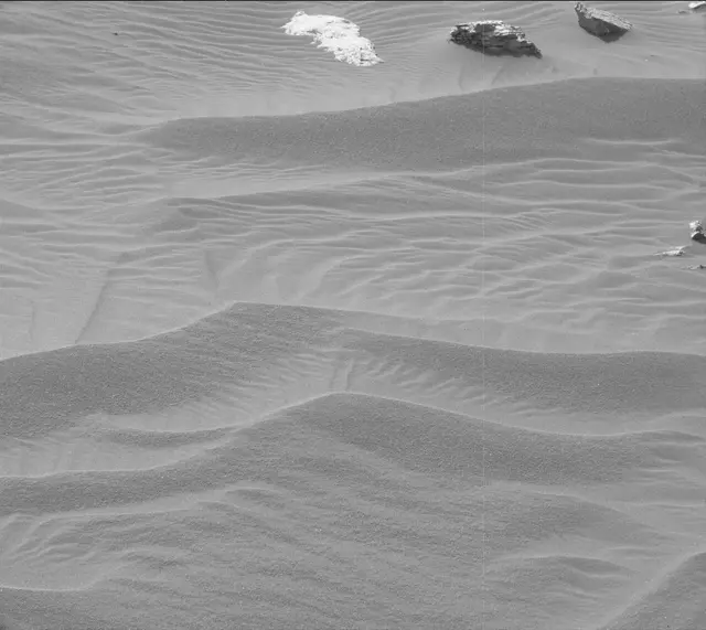Sol 2991: Mast Camera (Mastcam)