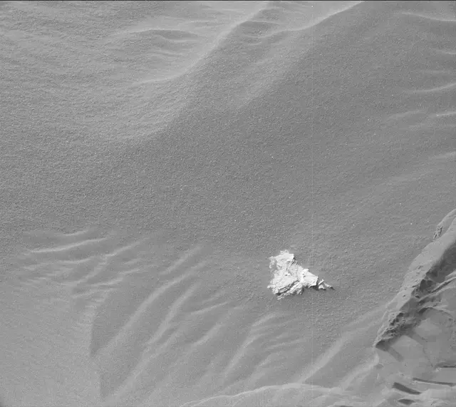 Sol 2991: Mast Camera (Mastcam)