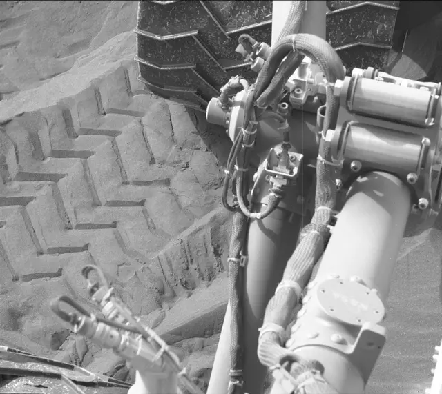 Sol 2991: Mast Camera (Mastcam)