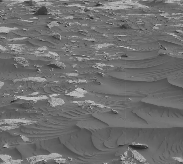 Sol 2992: Mast Camera (Mastcam)
