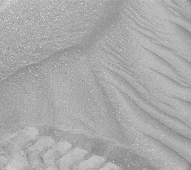 Sol 2992: Mast Camera (Mastcam)