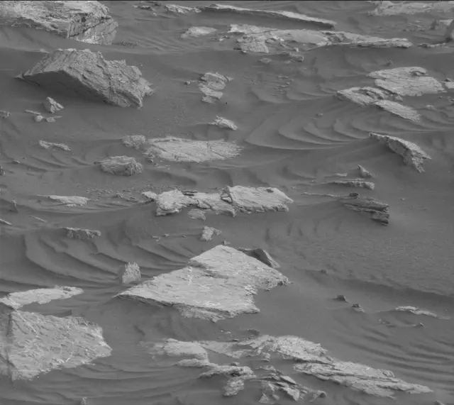Sol 2992: Mast Camera (Mastcam)