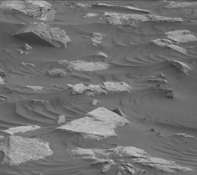 Sol 2993: Mast Camera (Mastcam)