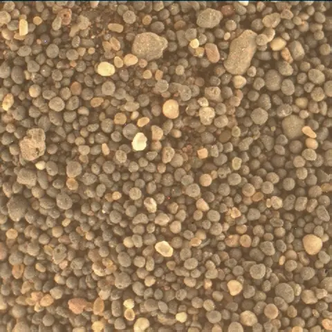 Sol 2993: Mars Hand Lens Imager (MAHLI)