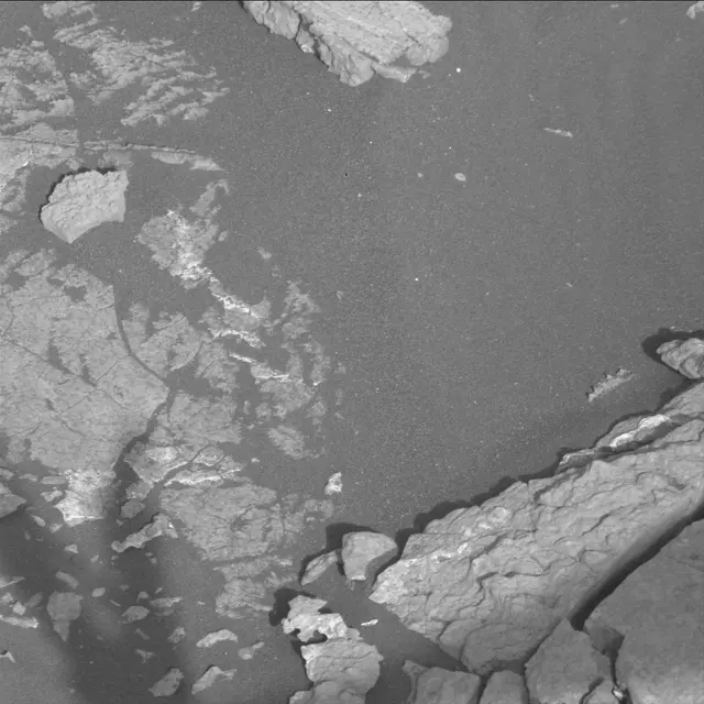 Sol 2995: Mast Camera (Mastcam)