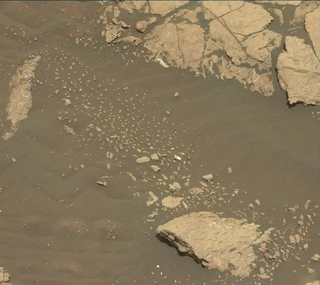 Sol 2998: Mast Camera (Mastcam)