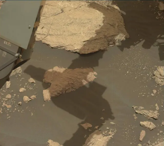 Sol 2998: Mast Camera (Mastcam)