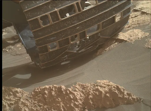 Sol 2999: Mars Hand Lens Imager (MAHLI)