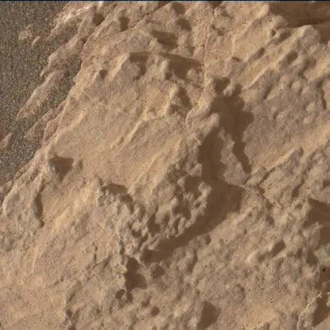 Sol 2999: Mars Hand Lens Imager (MAHLI)