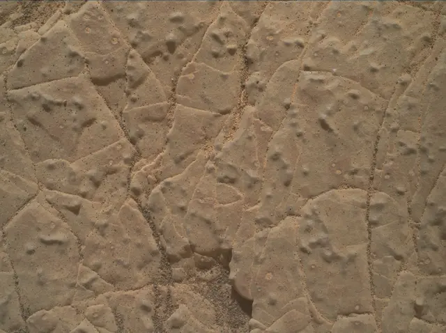 Sol 3004: Mars Hand Lens Imager (MAHLI)