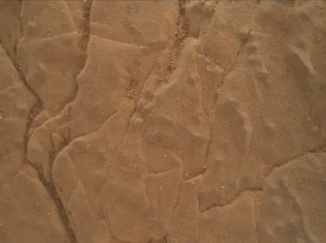 Sol 3004: Mars Hand Lens Imager (MAHLI)