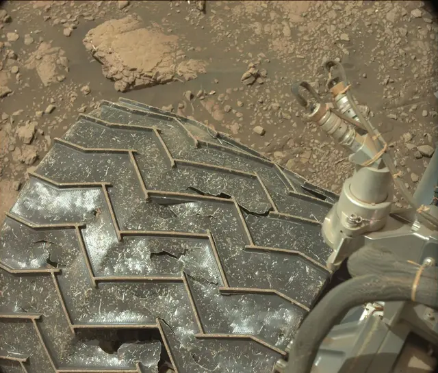 Sol 3005: Mast Camera (Mastcam)