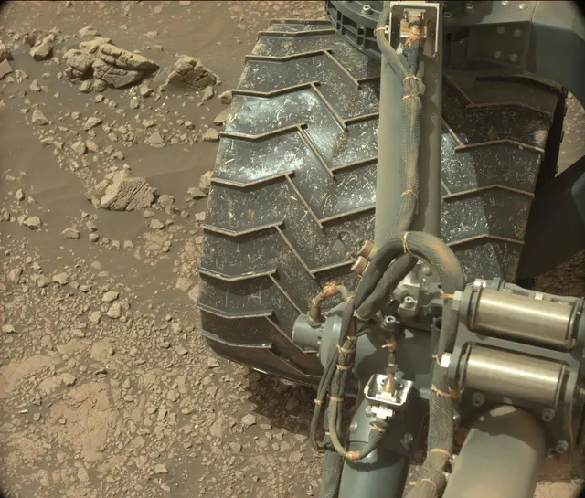 Sol 3005: Mast Camera (Mastcam)