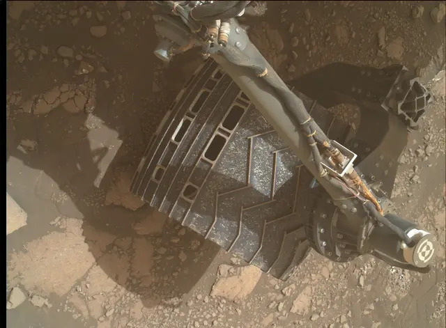 Sol 3005: Mars Hand Lens Imager (MAHLI)