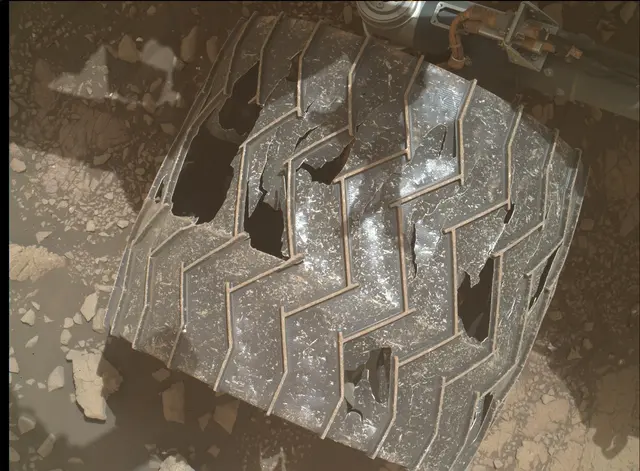 Sol 3005: Mars Hand Lens Imager (MAHLI)