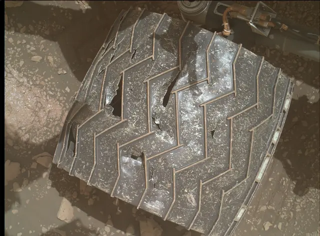 Sol 3005: Mars Hand Lens Imager (MAHLI)