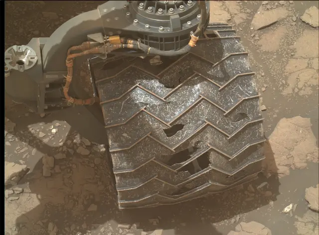 Sol 3005: Mars Hand Lens Imager (MAHLI)