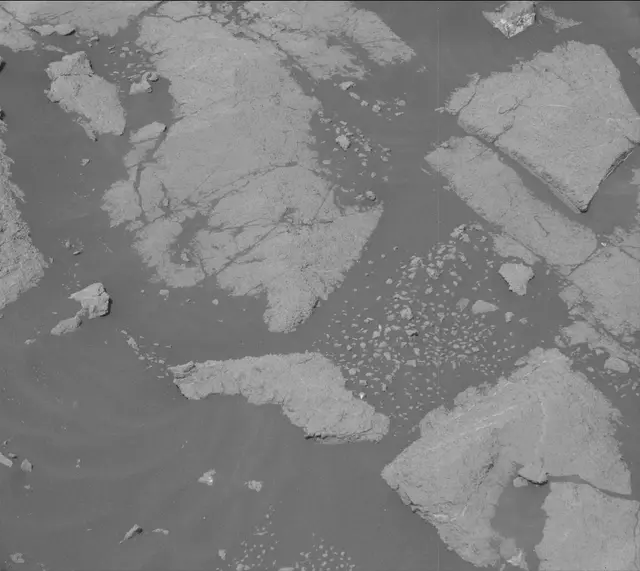 Sol 3036: Mast Camera (Mastcam)