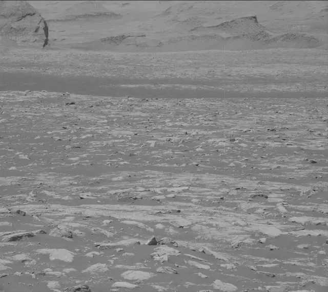 Sol 3036: Mast Camera (Mastcam)