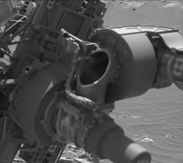 Sol 3060: Mast Camera (Mastcam)