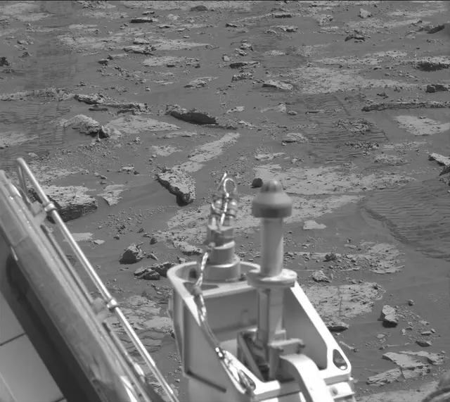 Sol 3060: Mast Camera (Mastcam)