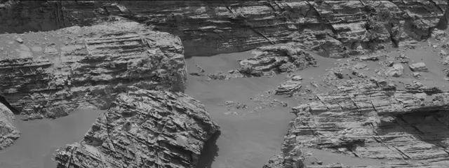 Sol 3061: Mast Camera (Mastcam)