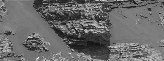 Sol 3061: Mast Camera (Mastcam)