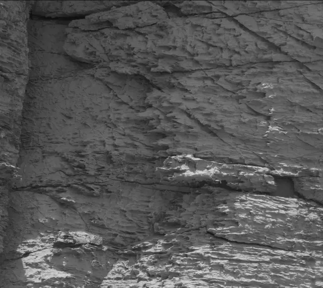 Sol 3061: Mast Camera (Mastcam)
