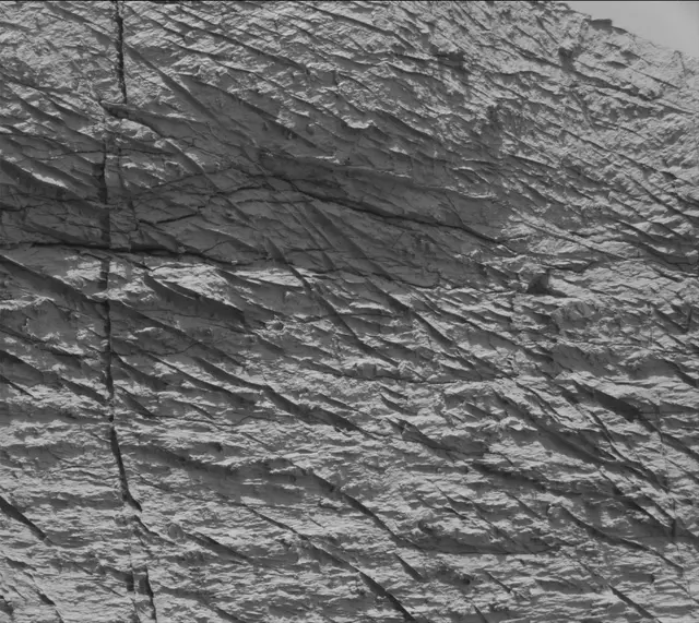 Sol 3061: Mast Camera (Mastcam)