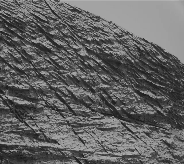 Sol 3061: Mast Camera (Mastcam)