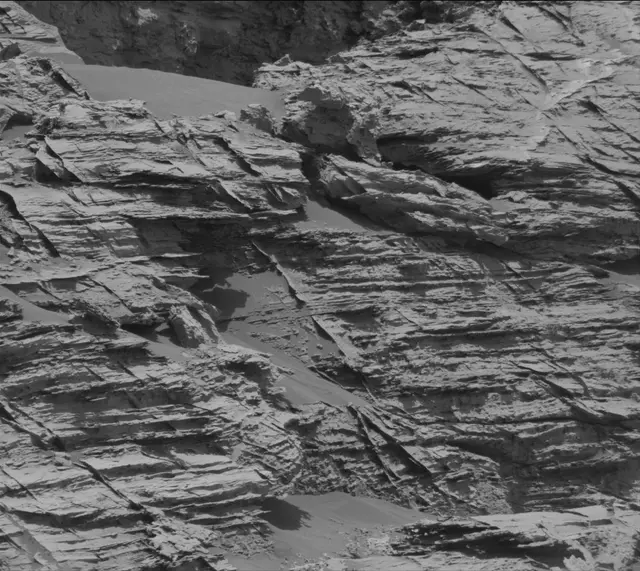 Sol 3061: Mast Camera (Mastcam)
