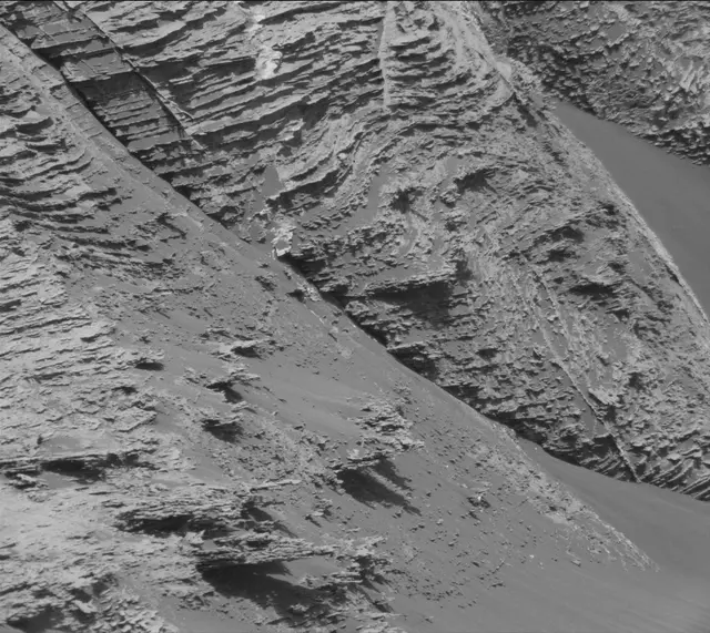 Sol 3061: Mast Camera (Mastcam)