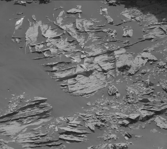 Sol 3061: Mast Camera (Mastcam)
