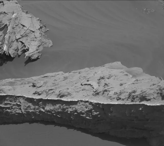 Sol 3061: Mast Camera (Mastcam)
