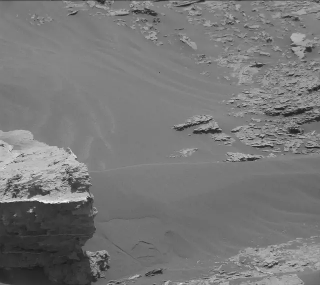 Sol 3061: Mast Camera (Mastcam)