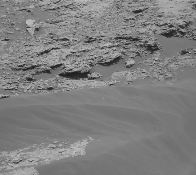 Sol 3061: Mast Camera (Mastcam)