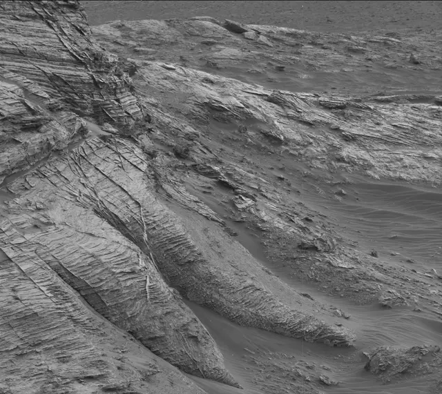 Sol 3063: Mast Camera (Mastcam)