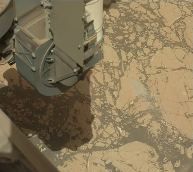 Sol 3068: Mast Camera (Mastcam)