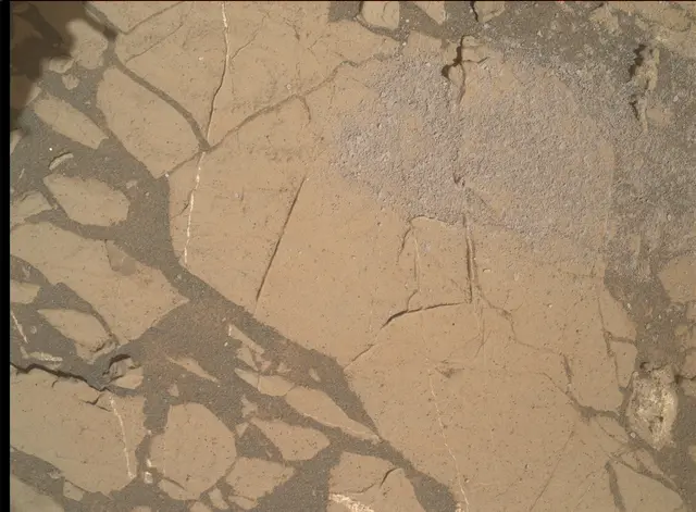 Sol 3068: Mars Hand Lens Imager (MAHLI)