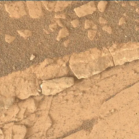 Sol 3069: Mars Hand Lens Imager (MAHLI)