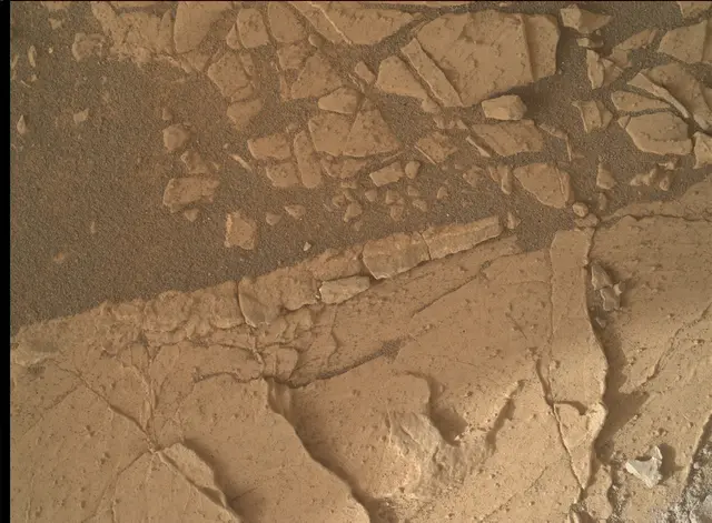 Sol 3069: Mars Hand Lens Imager (MAHLI)