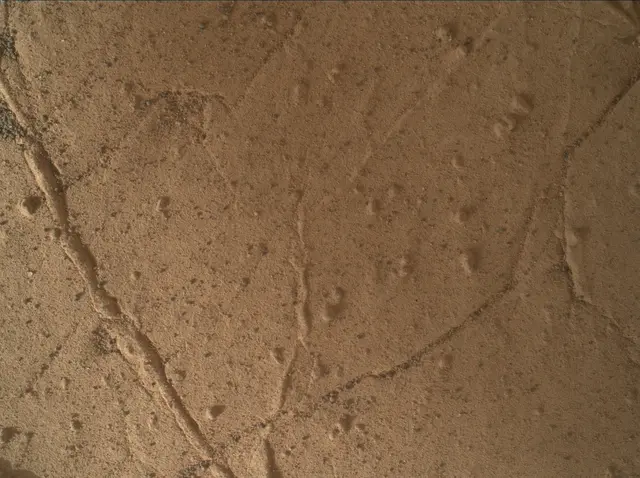Sol 3069: Mars Hand Lens Imager (MAHLI)