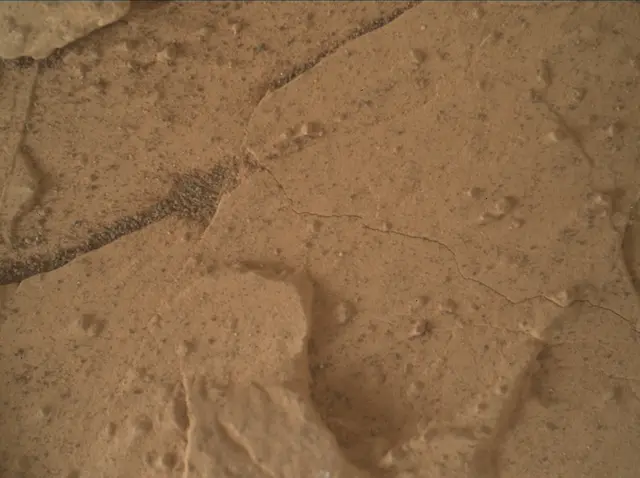 Sol 3069: Mars Hand Lens Imager (MAHLI)
