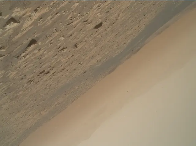 Sol 3070: Mars Hand Lens Imager (MAHLI)
