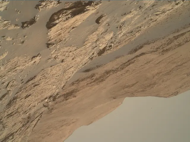Sol 3070: Mars Hand Lens Imager (MAHLI)